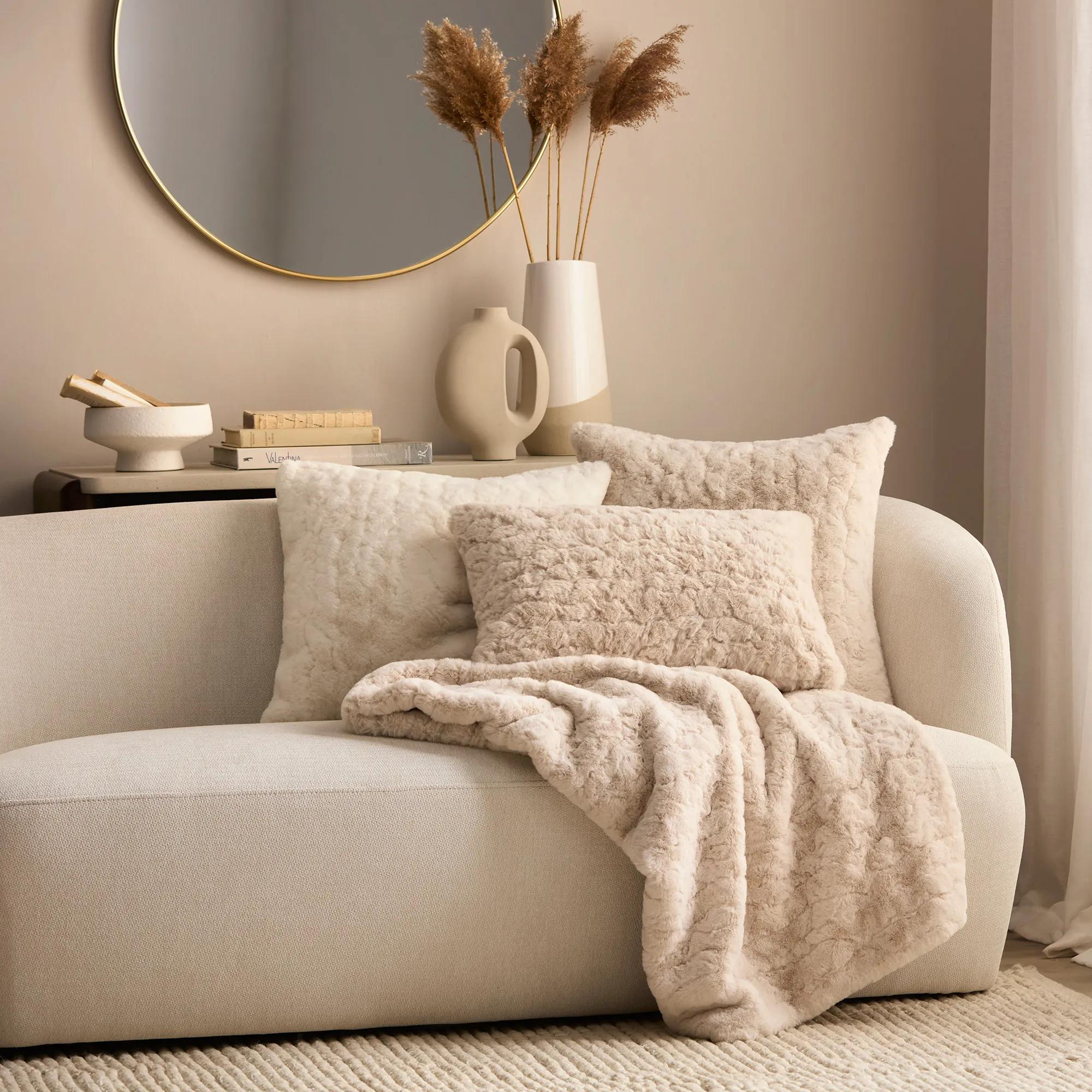 White Sheep Faux Fur Throw